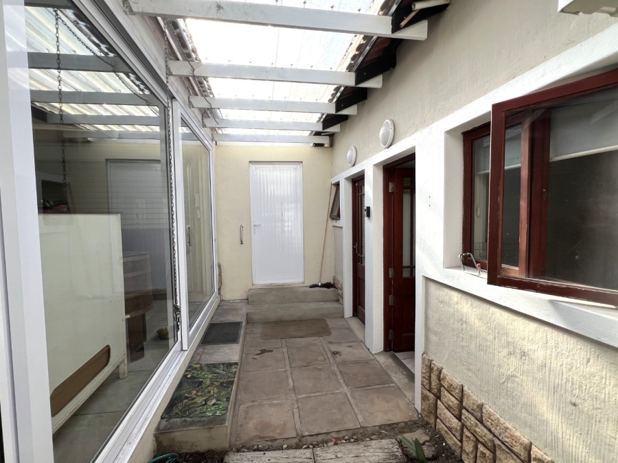 1 Bedroom Property for Sale in Keurboomstrand Western Cape